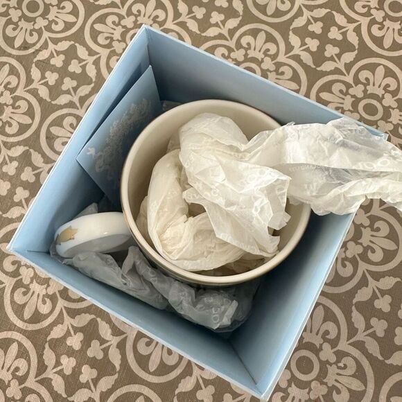 Wedgwood Archive Collection Wild Rose Black Bone‎ China Coffee mug NEW rare! - Picture 9 of 11